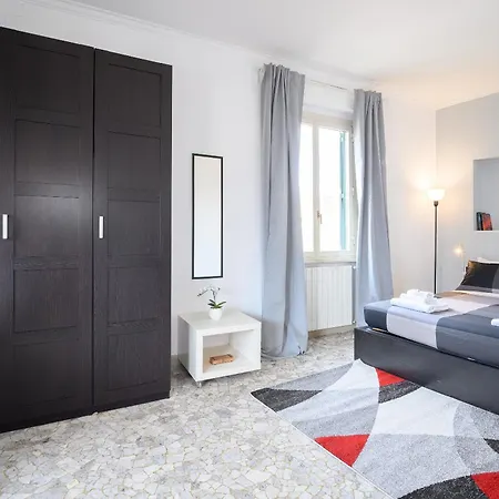 Apartman Opera 65 Roof Terrace