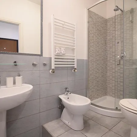 Opera 65 Roof Terrace Apartman *